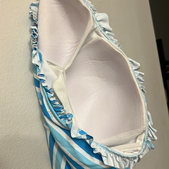 Draper James Ruffled One Piece Swimsuit in Awning Stripe missing straps - Picture 4 of 6